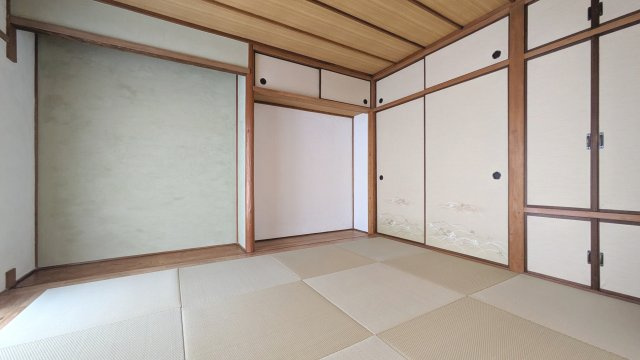 【寝室】