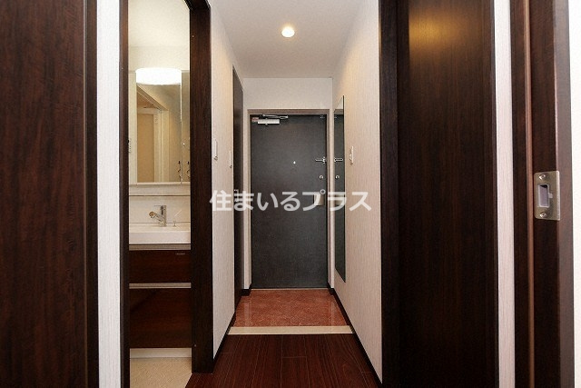 プレジオ今福鶴見の玄関