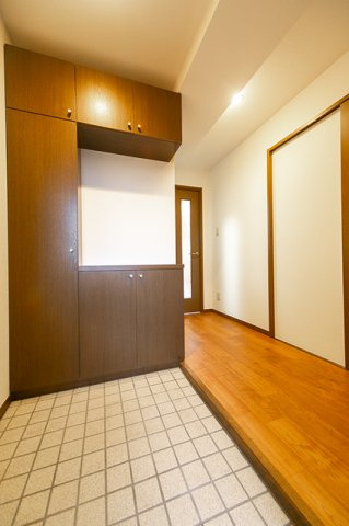 アステリオン松濤の玄関|※写真は同タイプ住戸です。