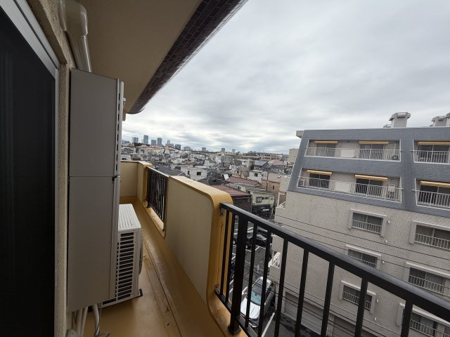 代々木グランドコーポラスのバルコニー