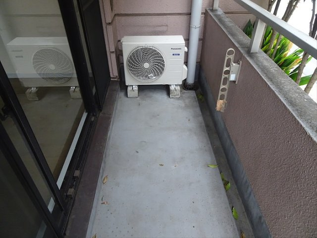 メゾンドラフィネ宮下のバルコニー