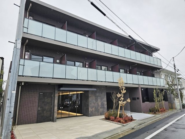 ジェノヴィア世田谷桜の外観