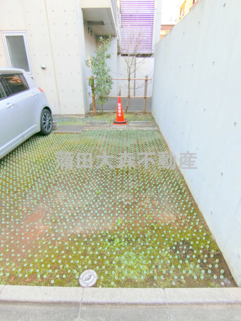 L’axe大鳥居のその他共用部分|敷地内平置き駐車場　空き状況等詳細はお問合せ下さい。
