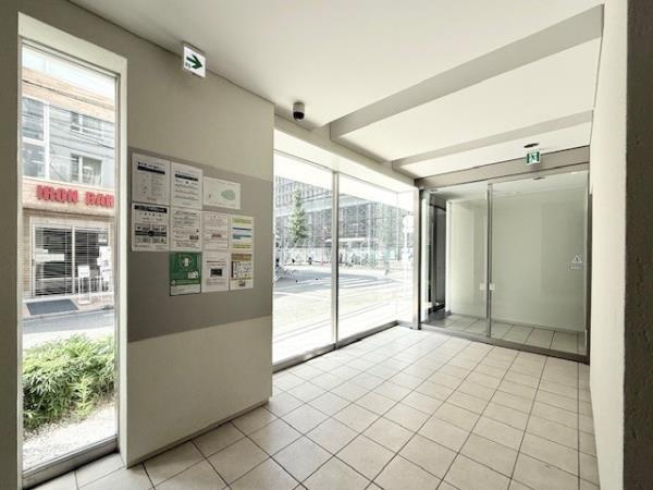 ＫＤＸレジデンス駒沢公園のエントランス|建物の内部です