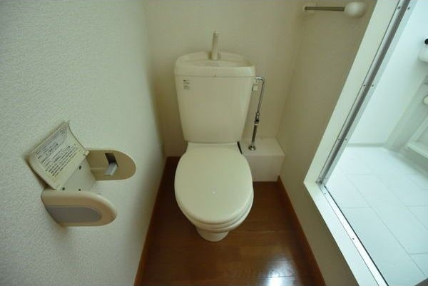 カーサ曽池町のトイレ