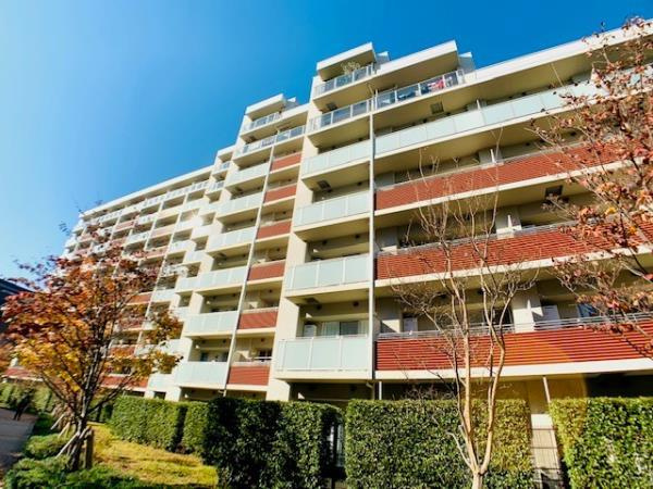 Ｂｒｉｌｌｉａ　ｉｓｔ　三軒茶屋　ブラッサムテラスの外観