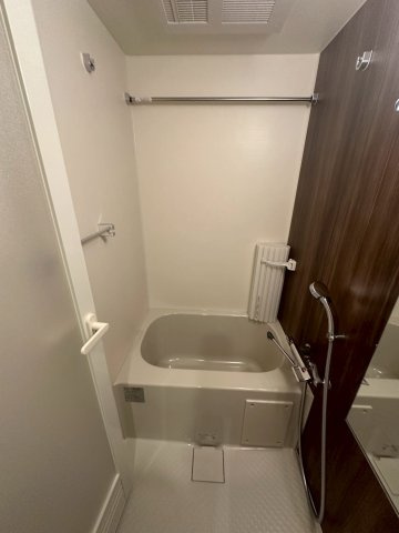 クレヴィスタ井荻の浴室|落ち着いた空間のお風呂です