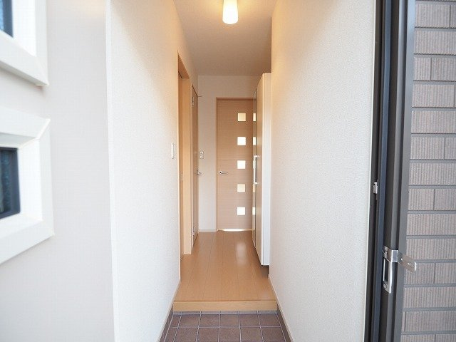 エル　フレールⅡの玄関|落ち着いた玄関です