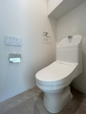 エルファーロ池尻のトイレ|落ち着いた色調のトイレです