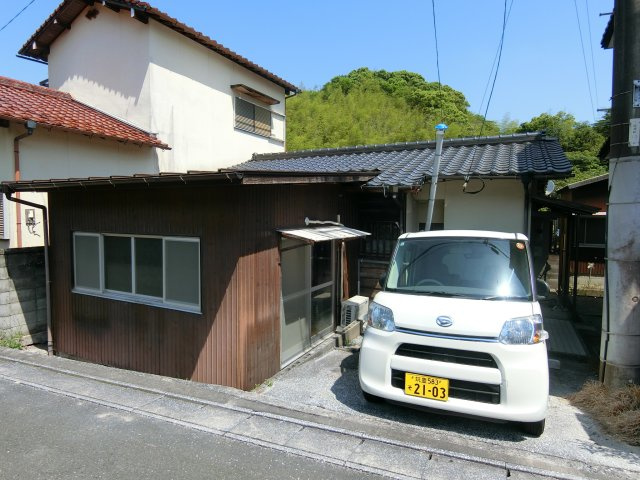 上山田貸家
