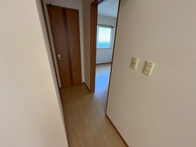 メゾン坂汐Ⅰ号館の内装|廊下