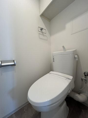エルファーロ中野新井薬師のトイレ|清潔感のあるトイレです