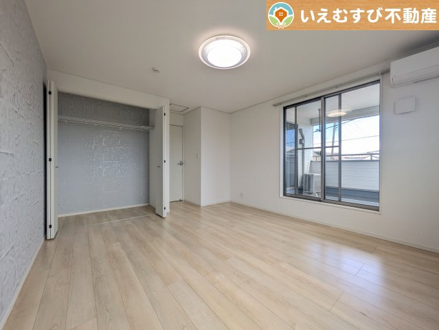 鴻巣市箕田　中古戸建の洋室