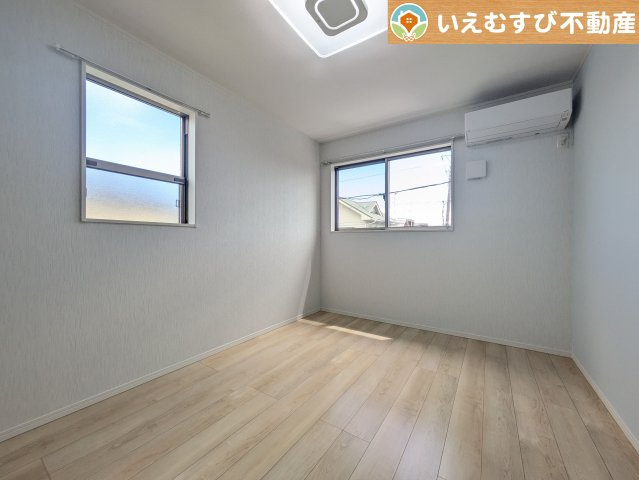 鴻巣市箕田　中古戸建の洋室