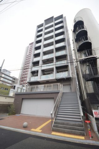 アザレア梅田のエントランス