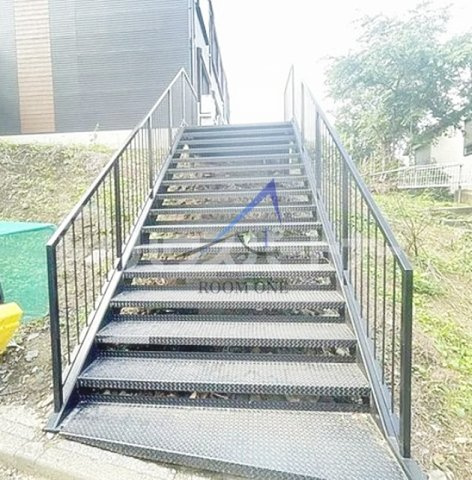 モダンラフォンテ高島平Bのエントランス|エントランスです。