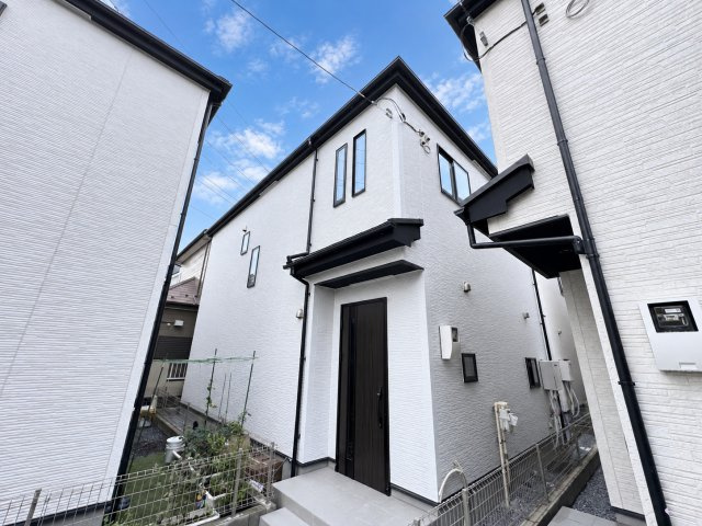 松戸市上矢切新築戸建【南部小学校：10分】の外観|8号棟外観・10月8日撮影・もうすぐ完成！