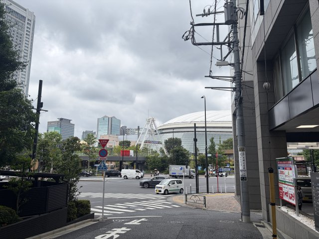 マンションを一歩出ると東京ドームが見えます！
