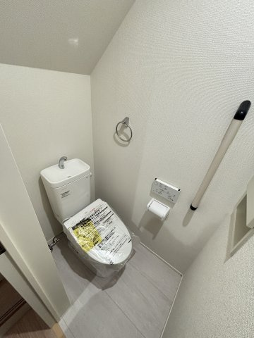 新座市石神４丁目戸建のトイレ