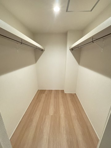 新座市石神４丁目戸建の収納