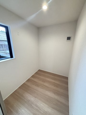 新座市石神４丁目戸建の設備|サービスルーム
