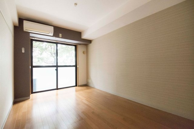クレアパーク野方の洋室