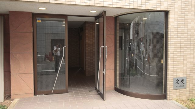 comodo Amajiのエントランス