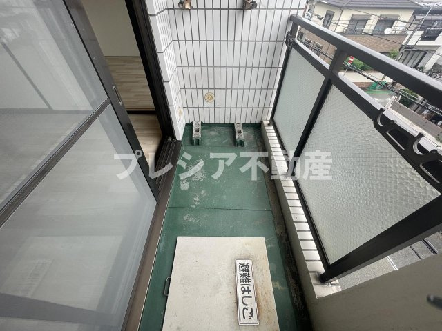 ロイヤルハイツ甲子園口のバルコニー