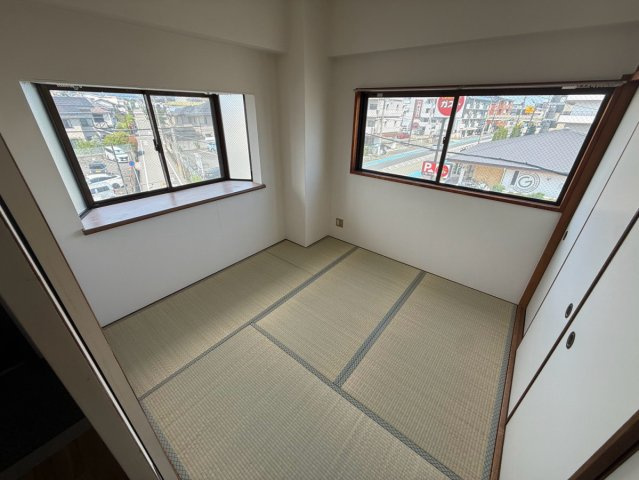 【寝室】 | イーストバリィ