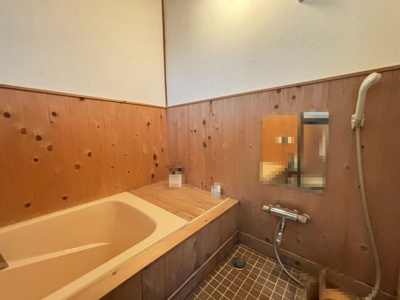 【浴室】 | 三浦市初声町和田　海風と自然を感じる東屋付き物件
