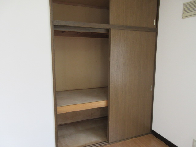 イースト325の収納