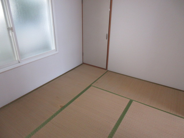 イースト325の和室