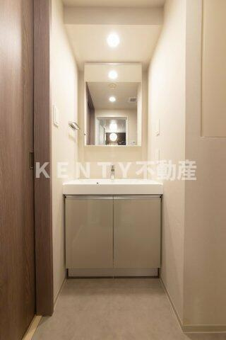 【洗面所】 | プラウドフラット品川大井町 | 忙しい朝には欠かせない洗面所です