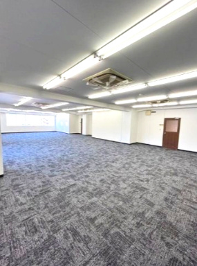 梅田辰巳ビルの内装