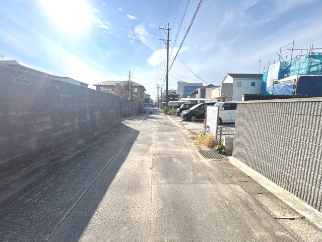 ハートフルタウン　一宮市奥町　全3区画分譲の前面道路含む現地写真|「現地（2026年10月16日）撮影」　
■前面道路　
■ヤマダ不動産　株式会社リライフ