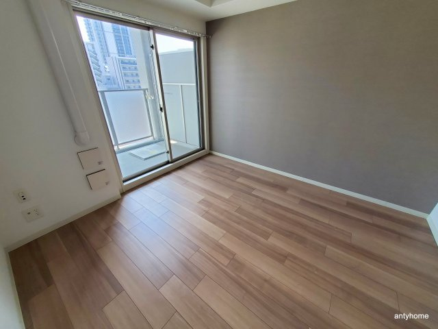 エスリード中之島SOUTHの居間・リビング