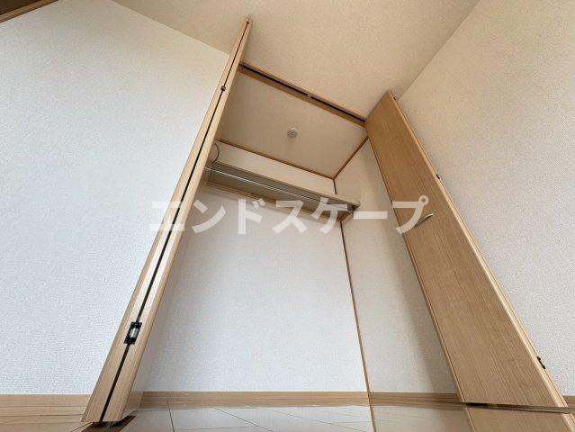 フローラＭ　Ⅱの収納|高崎、前橋、伊勢崎エリアのお部屋探しはエンドスケープまで！お客様の理想お聞かせ下さい♪