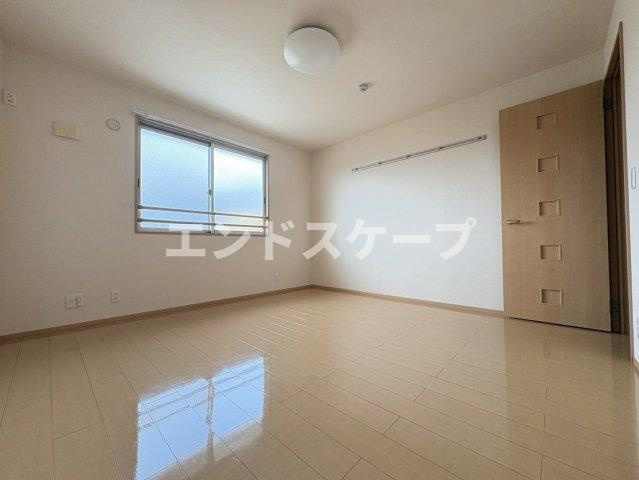 フローラＭ　Ⅱの居間・リビング|高崎、前橋、伊勢崎エリアのお部屋探しはエンドスケープまで！お客様の理想お聞かせ下さい♪