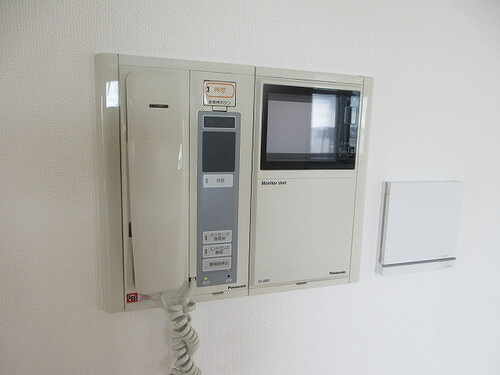 ライオンズマンションセントワーフ横濱のその他|モニター付インターホン