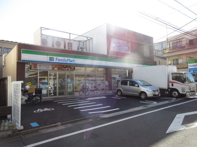 ヴェラ・レガーメのその他|ファミリーマート豊島千早一丁目店
