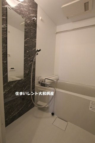 サンジェルマン中央林間２丁目の浴室