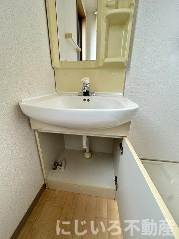 Rila奏Aの洗面所