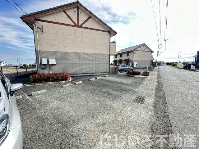 Rila奏Aの駐車場
