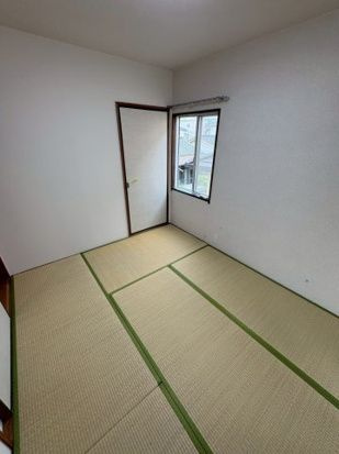 国分ガーデンハイツ　の内装