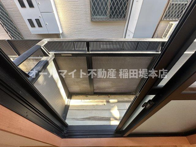 川崎市多摩区宿河原６丁目のアパートのバルコニー