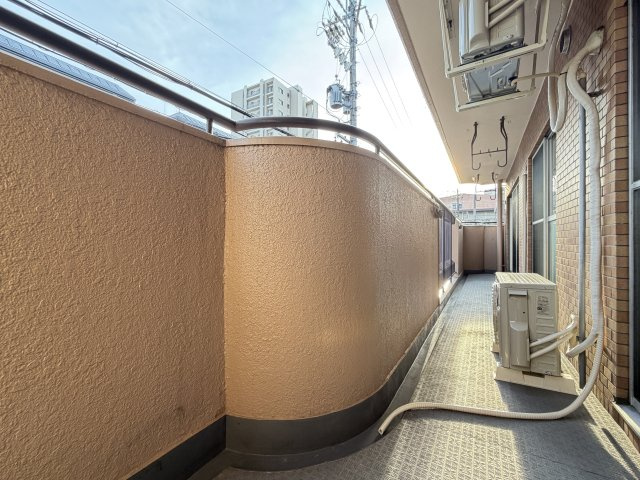 三旺マンション第二植田B棟のバルコニー