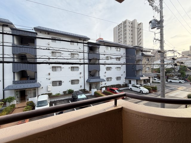 三旺マンション第二植田B棟の展望