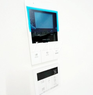 【設備】 | エール　アンジュ | モニター付インターホンです。