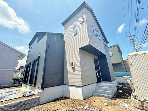 阿久和東二丁目新築戸建　4LDK　カースペース3台可能の外観