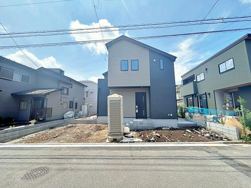 阿久和東二丁目新築戸建　4LDK　カースペース3台可能の外観